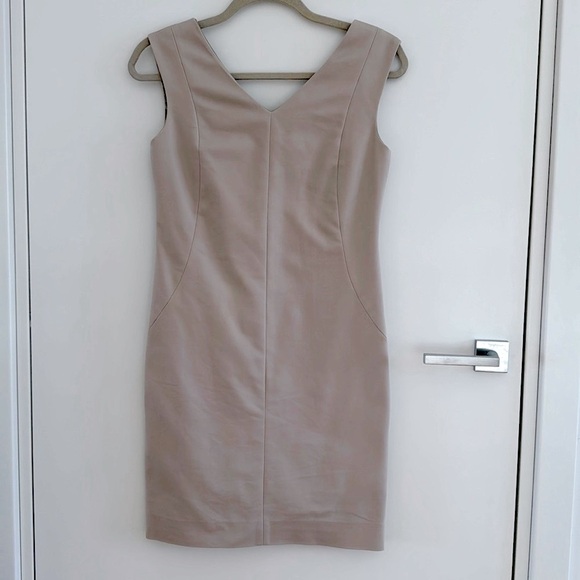 Club Monaco Dresses & Skirts - Club Monaco Tan Fitted Shift Dress – Size 00 | Cotton Blend | Elegant & Lined